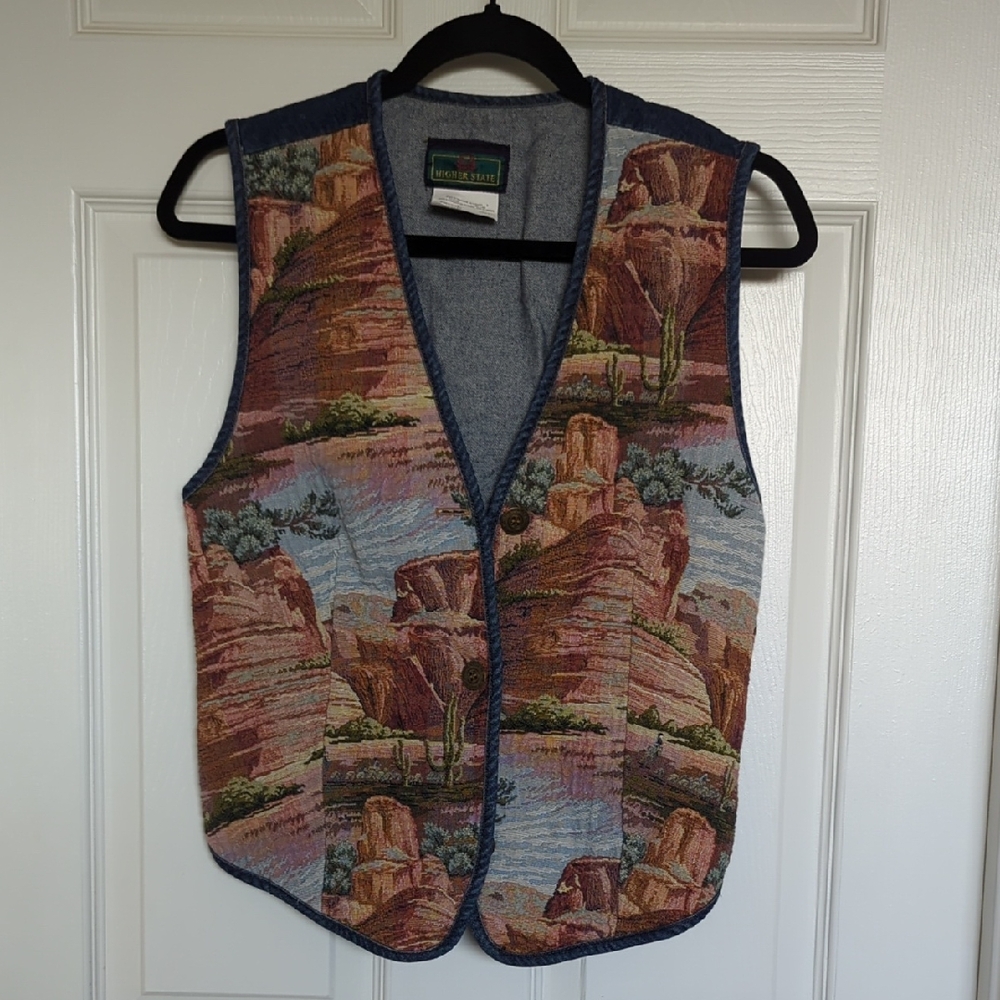 Scenic Tapestry Vest with Desert Landscape